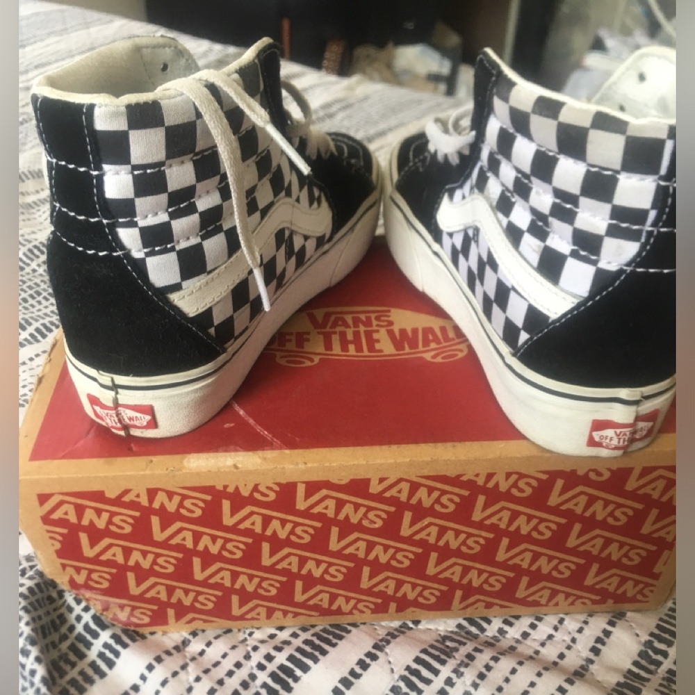 Vans in great condition black & white, US woman Sz 8, Mens 6.5 #SHTOL. 👟 - Picture 3 of 6